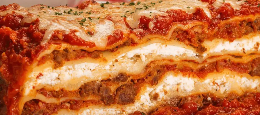 Buca Di Beppo Catering Lasagna 
