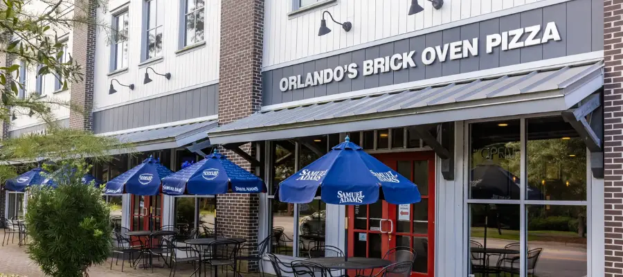 Orlando’s Brick Oven Pizza on Daniel Island 